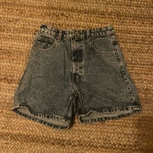 COPY - High waisted mom blue denim Zara shorts